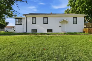 1808 S 22nd Ave, Maywood, IL 60153 - Photo 4