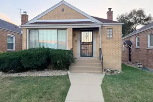 8632 S Jeffery Blvd, Chicago, IL 60617 - Photo 2