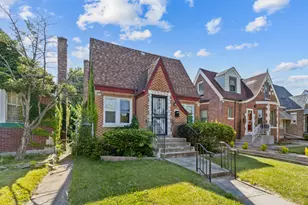 8519 S King Dr, Chicago, IL 60619 - Photo 2