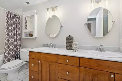 165 N Canal Street #803, Chicago, IL 60606 - Photo 14
