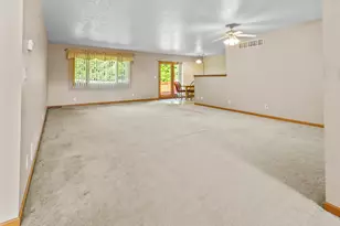 9 Hilgert Ct, Grant Park, IL 60940 - Photo 10