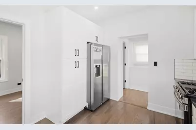 8718 S Euclid Avenue, Chicago, IL 60617 - Photo 10