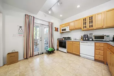 1728 N Campbell Avenue #1, Chicago, IL 60647 - Photo 8