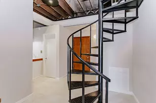 5235 N Ravenswood Ave, Chicago, IL 60640 - Photo 16