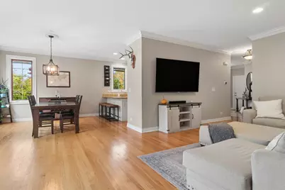 90 Waters Edge Court, Glen Ellyn, IL 60137 - Photo 4