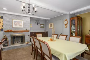 13106 Village Ln, Crestwood, IL 60418 - Photo 12