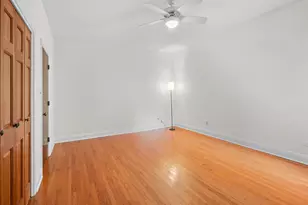 5443 S Cornell Ave, Chicago, IL 60615 - Photo 8