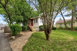 26110 W Lakeview Ave, Ingleside, IL 60041 - Photo 24