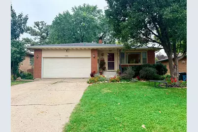 1805 Avenue K, Sterling, IL 61081 - Photo 1