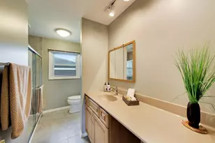806 Kimberly Way, Lisle, IL 60532 - Photo 14