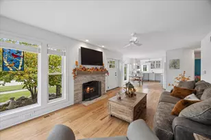 2542 S 6th Ave, North Riverside, IL 60546 - Photo 4