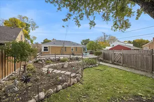 2542 S 6th Ave, North Riverside, IL 60546 - Photo 16