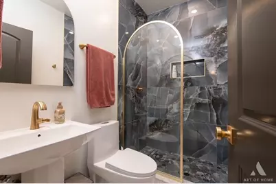 909 W Roscoe Street #1, Chicago, IL 60657 - Photo 36