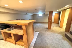 690 N Michigan St, Elmhurst, IL 60126 - Photo 12