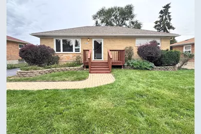 690 N Michigan Street, Elmhurst, IL 60126 - Photo 1
