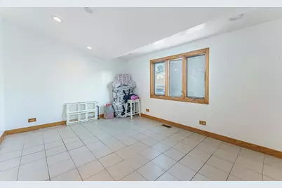 2523 N Oak Park Avenue, Chicago, IL 60707 - Photo 18