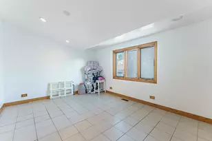 2523 N Oak Park Ave, Chicago, IL 60707 - Photo 18