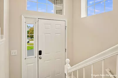 613 Legend Lane #20-4, McHenry, IL 60050 - Photo 2