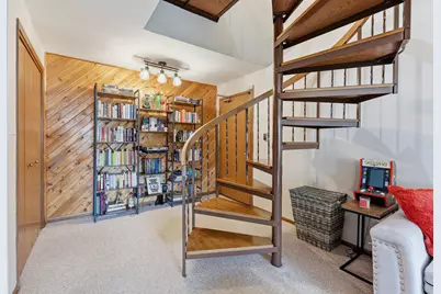 821 Oakton Street #104, Elk Grove Village, IL 60007 - Photo 8