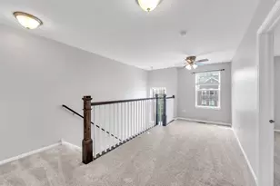 2534 Huntleigh Ln, Woodridge, IL 60517 - Photo 14