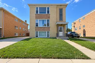8716 N Elmore St, Niles, IL 60714 - Photo 2