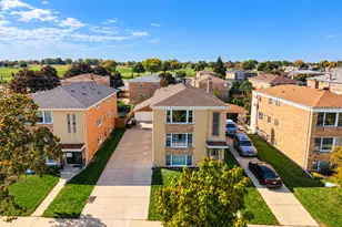 8716 N Elmore St, Niles, IL 60714 - Photo 4