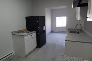 307 Stone St, Joliet, IL 60435 - Photo 6