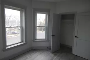307 Stone St, Joliet, IL 60435 - Photo 8