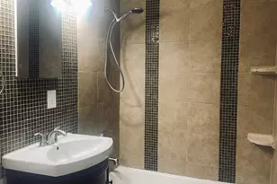 8970 N Parkside Ave, Des Plaines, IL 60016 - Photo 20