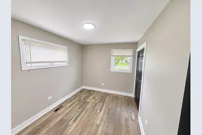 204 Shabbona Drive, Park Forest, IL 60466 - Photo 10