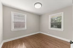 18516 Clyde Rd, Homewood, IL 60430 - Photo 16