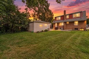 18516 Clyde Rd, Homewood, IL 60430 - Photo 40