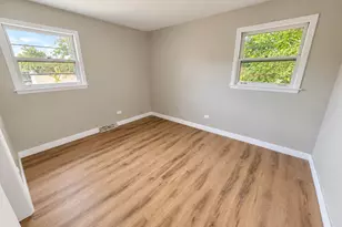 15109 Irving Ave, Dolton, IL 60419 - Photo 12
