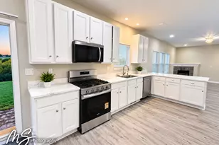640 Settlement Dr, Maple Park, IL 60151 - Photo 8