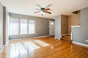 6240 N Cicero Ave, Chicago, IL 60646 - Photo 2
