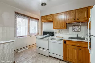 6240 N Cicero Ave, Chicago, IL 60646 - Photo 4