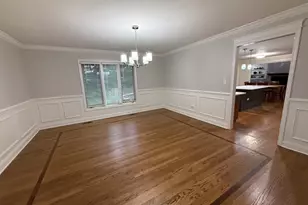 1016 Liberty Dr, Naperville, IL 60540 - Photo 6