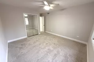 1016 Liberty Dr, Naperville, IL 60540 - Photo 30