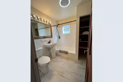 2123 N Karlov Avenue, Chicago, IL 60639 - Photo 14