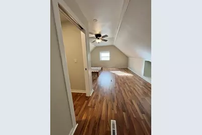 2123 N Karlov Avenue, Chicago, IL 60639 - Photo 32