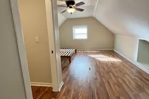 2123 N Karlov Ave, Chicago, IL 60639 - Photo 32