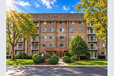 10373 Dearlove Road #2c, Glenview, IL 60025 - Photo 1