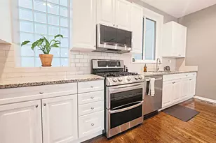 4240 N Kenmore Ave, Chicago, IL 60613 - Photo 6