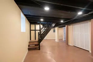 10046 S Perry Ave, Chicago, IL 60628 - Photo 18