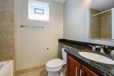 [Address not provided], Chicago, IL 60657 - Photo 8