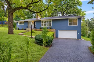 355 Hiawatha Dr, Lake in the Hills, IL 60156 - Photo 1
