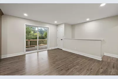 355 Hiawatha Drive, Lake in the Hills, IL 60156 - Photo 24
