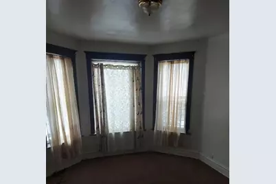 6221 S Campbell Avenue, Chicago, IL 60629 - Photo 2