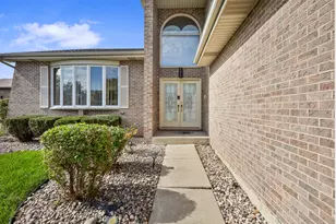 380 Providence Dr, Matteson, IL 60443 - Photo 4