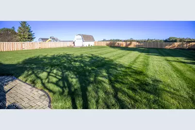 220 W Fuller Drive, Waterman, IL 60556 - Photo 44